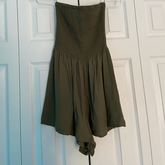 Garage Army Green Romper - Picture 2 of 3